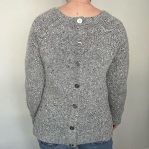Willi Smith Wool Blend Knit Pullover with Button Accent on Back Size Lg